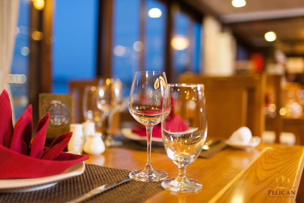 Pelican Classic Cruise Ha Long Exterior photo