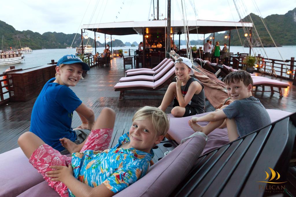 Pelican Classic Cruise Ha Long Exterior photo